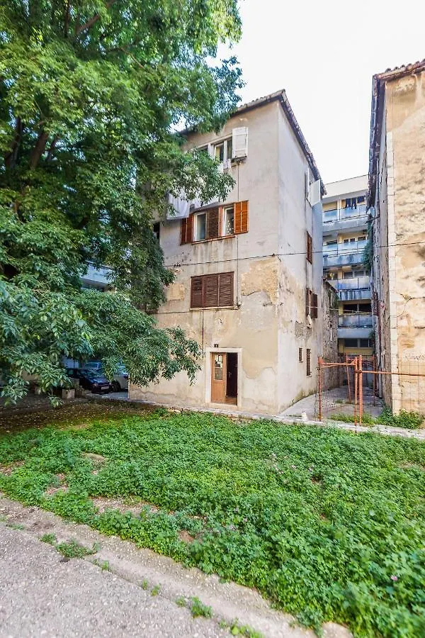 Apartment Anna Zadar